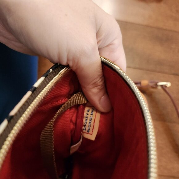 Dooney and Bourke triple zip crossbody bag - Picture 3 of 12